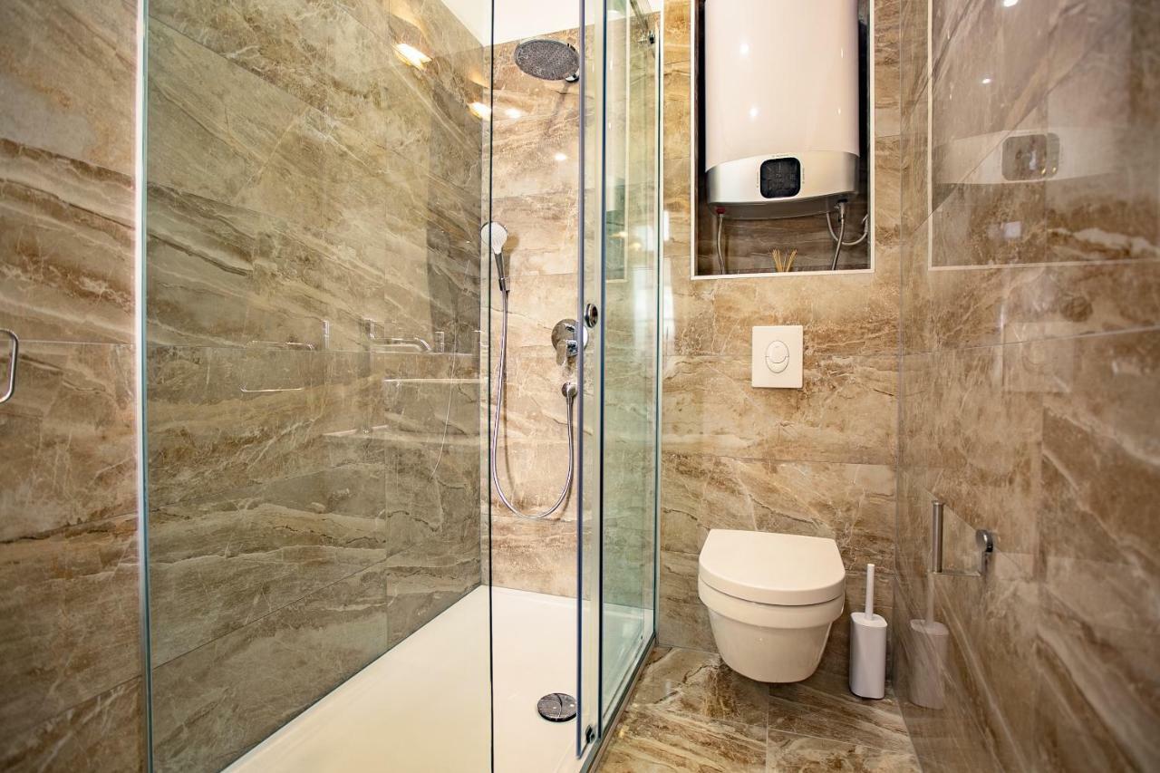 Best4Stay Luxury Rooms Split Buitenkant foto